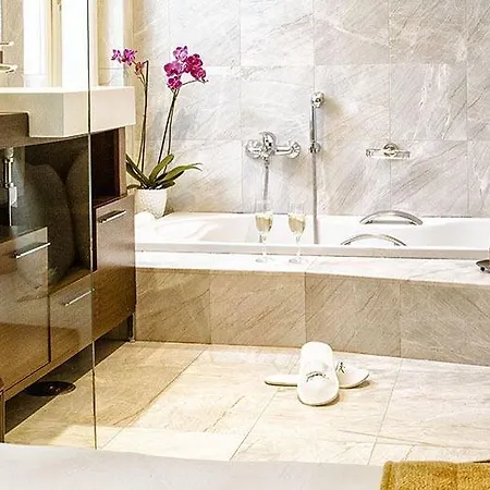 Отель Arni Domotel