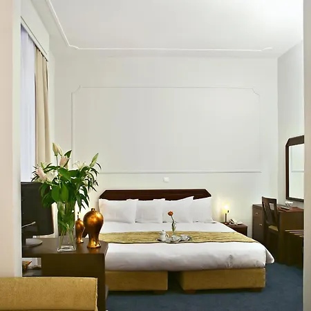 Hotell Arni Domotel