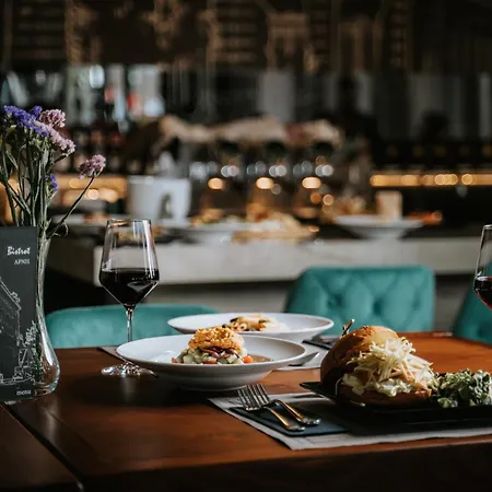 Arni Domotel Отель 4*