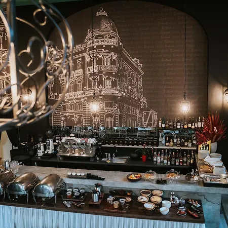 Arni Domotel קארדיצה