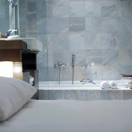 Arni Domotel 4*