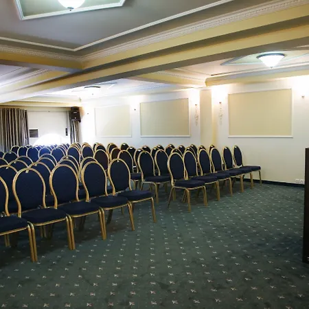 Arni Domotel 4*