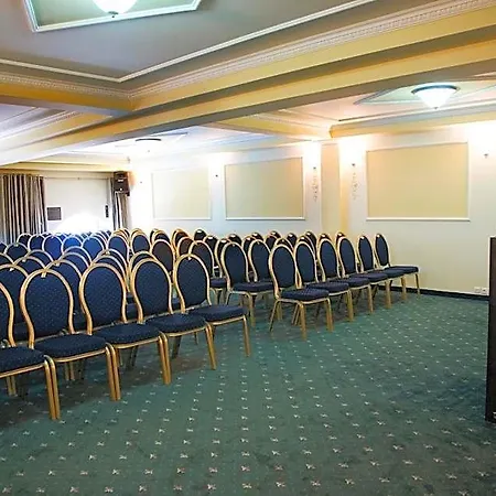 Arni Domotel