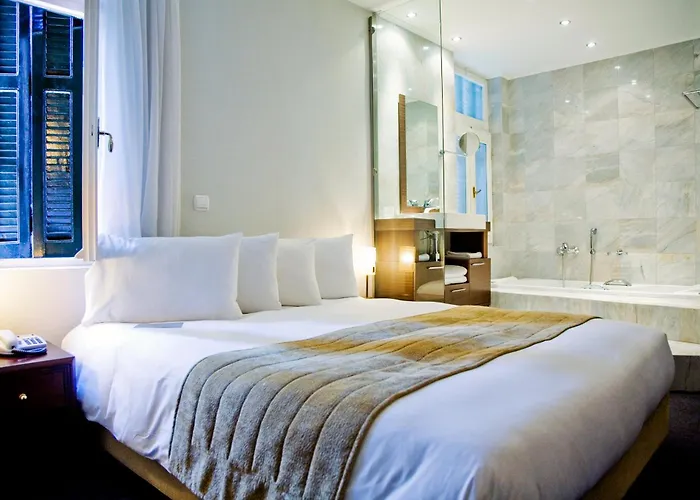 Arni Domotel קארדיצה