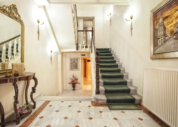 Arni Domotel מלון 4*